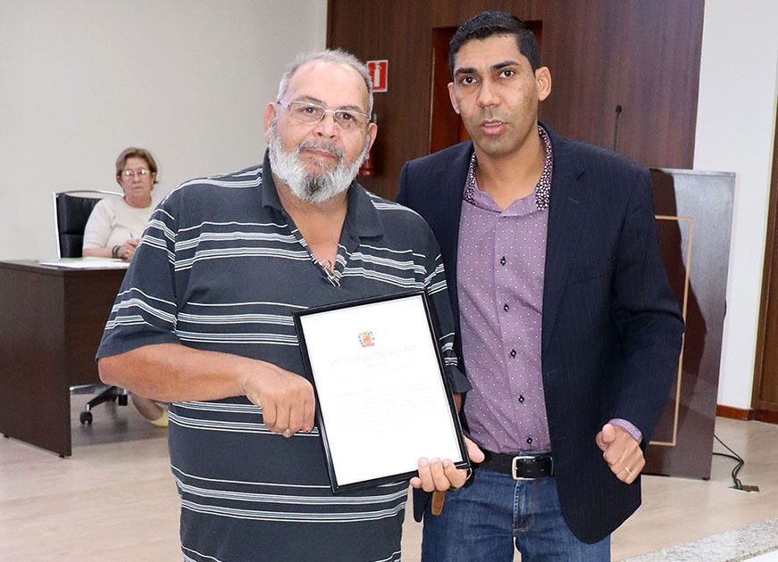 2019527_moção1site